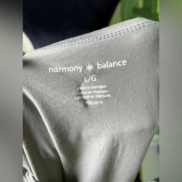 Harmony Balance Sage Green Cross Front Long Sleeve Cropped Top Size L - Picture 5 of 5